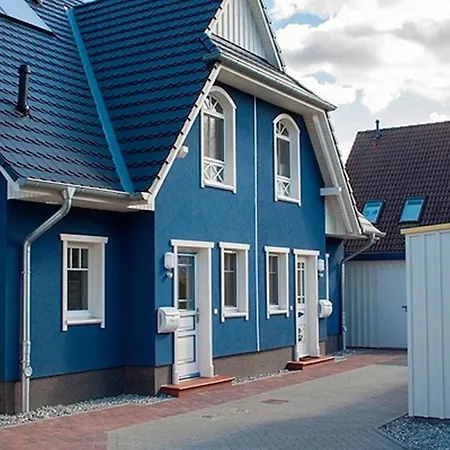 Suutsche Huus Holiday home *