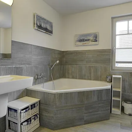 Suutsche Huus Holiday home Zingst