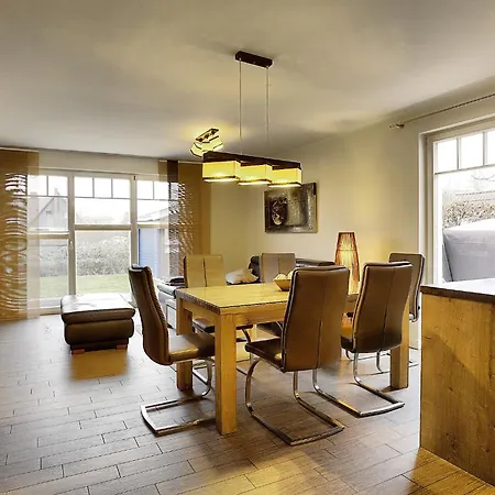 Holiday home Suutsche Huus Zingst